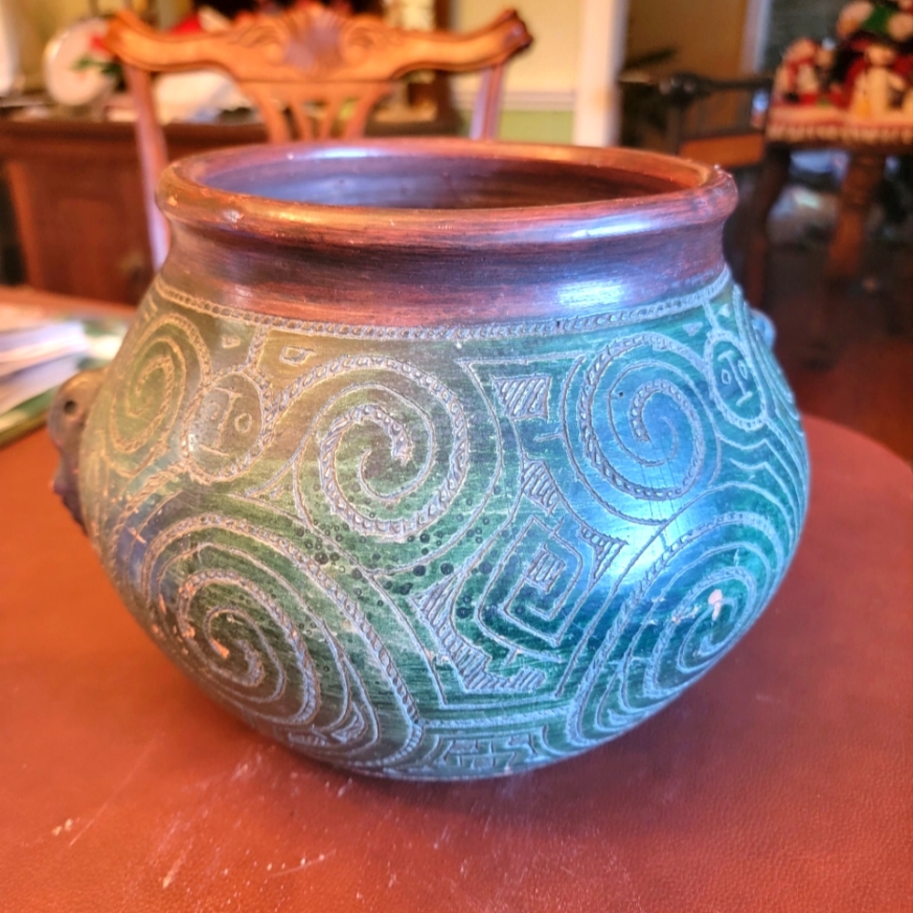 Vintage Handmade Amazon Forest Pot